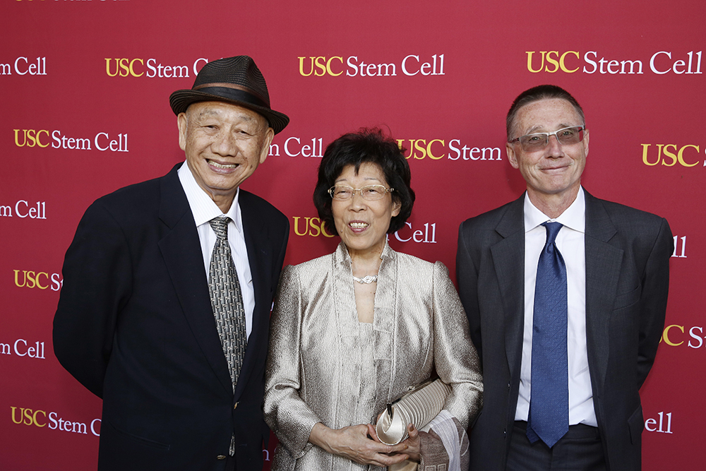 From left, philanthropists Kin-Chung and Amy Choi with Andy McMahon, chair of the executive committee of USC Stem Cell (Photo by Steve Cohn)